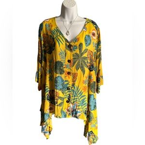 NWT.  Tropical Onesize Whimsical Blouse by Sacred Threads    CL/GR04.   220116